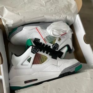 Air Jordan 4 Retro “Rasta Lucid Green”